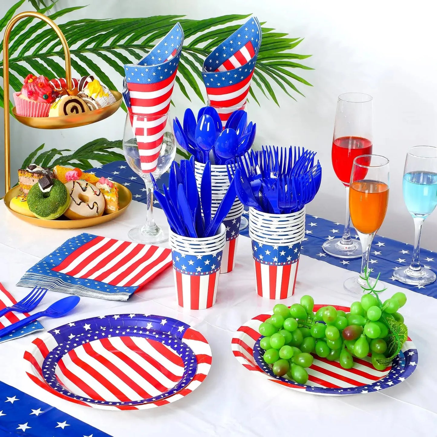 American Flag & Veterans Day Tableware & Party Supplies